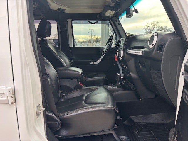 2014 Jeep Wrangler Unlimited Polar Edition