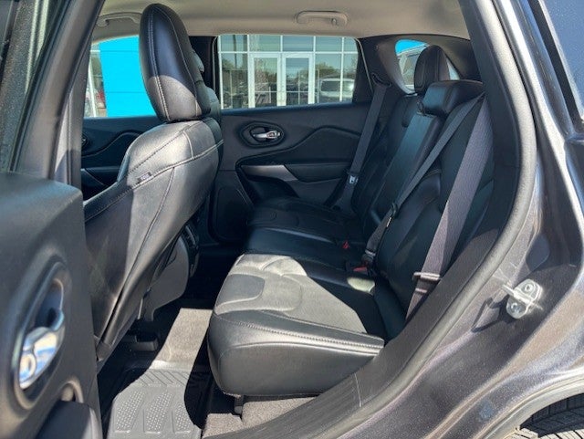 2022 Jeep Cherokee Latitude Lux