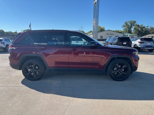 2023 Jeep Grand Cherokee Altitude
