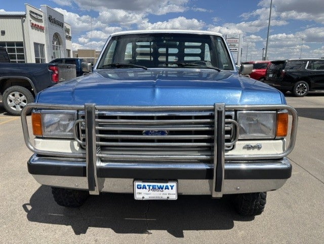 1989 Ford 3/4 Ton Trucks BASE