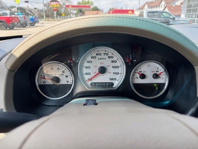 2004 Ford F-150 XLT