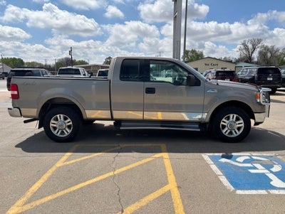 2004 Ford F-150 XLT