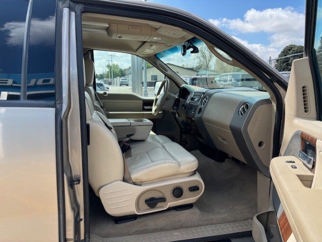2004 Ford F-150 XLT