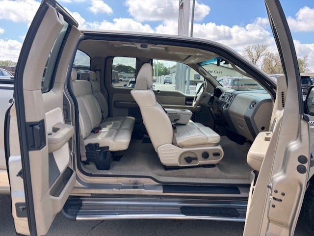 2004 Ford F-150 XLT
