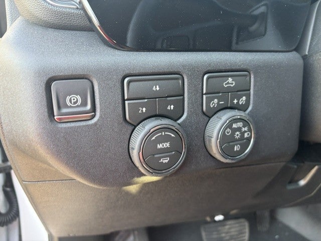 2026 Chevrolet Silverado 3500HD LT - Photo 14
