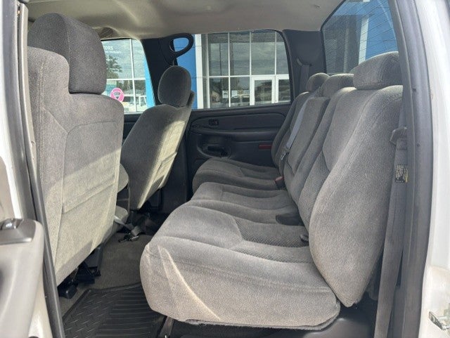 2005 Chevrolet Silverado 3500 HD DRW LS
