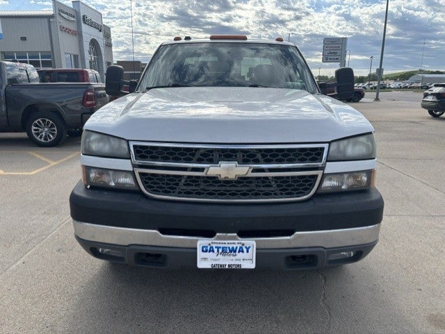 2005 Chevrolet Silverado 3500 HD DRW LS