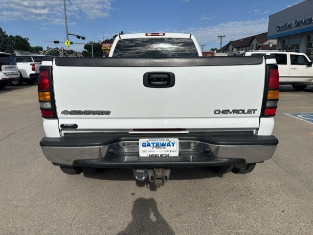 2005 Chevrolet Silverado 3500 HD DRW LS
