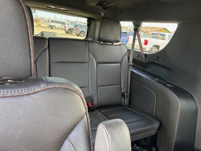 2023 Chevrolet Suburban High Country