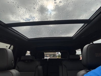 2022 Chevrolet Tahoe High Country