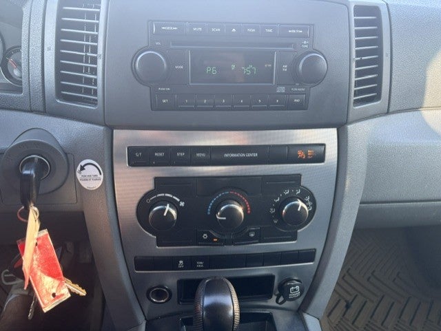 2005 Jeep Grand Cherokee Laredo