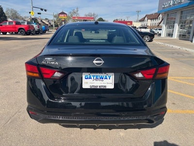 2025 Nissan Altima SV