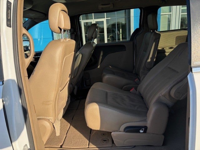 2014 Chrysler Town & Country Touring