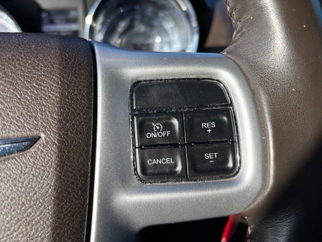 2014 Chrysler Town & Country Touring