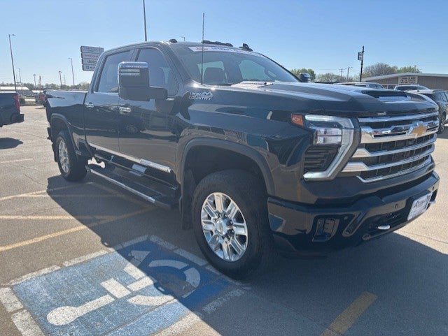 2025 Chevrolet Silverado 3500 HD High Country