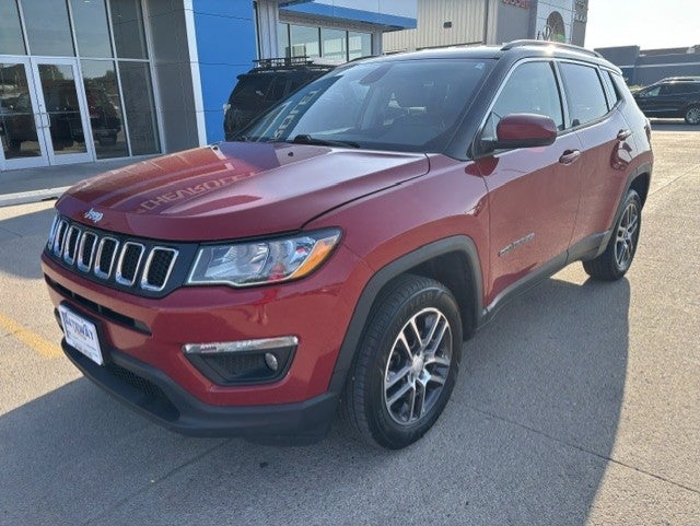 Used 2018 Jeep Compass Latitude with VIN 3C4NJDBB9JT205362 for sale in Broken Bow, NE